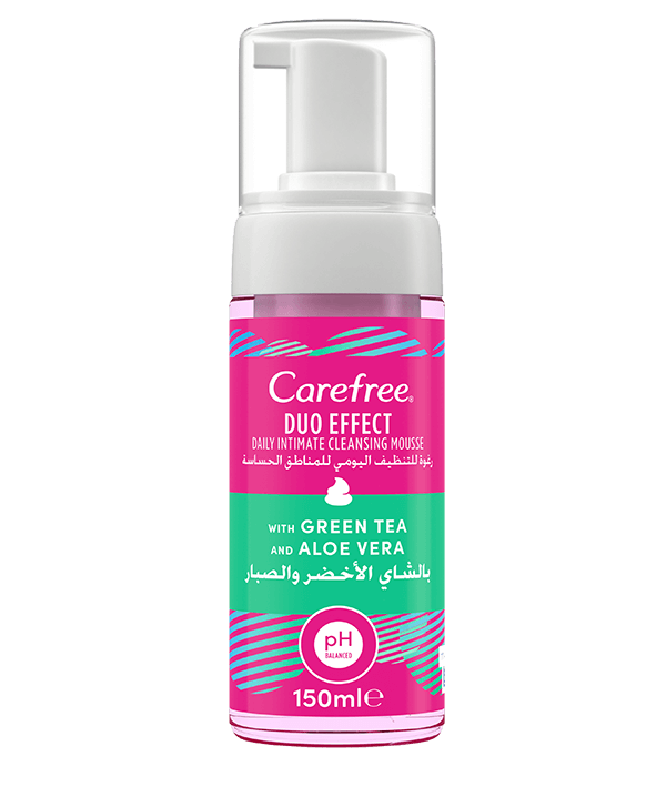CAREFREE MOUSSE DUO EFFECT WITH GREEN TEA & ALOE VERA, 150ML