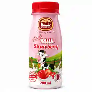 Baladna Fresh Strawberry Flavored Milk 200ml