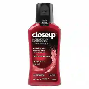 Close Up Mouthwash 300ML Redhot