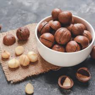 MACADAMIA NUTS (1KG)